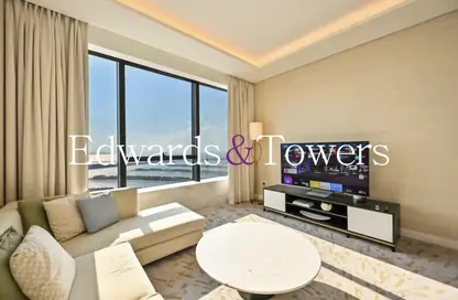 Apartment - 1 Bedroom - 2 Bathrooms for sale in The Palm Tower - Palm Jumeirah - Dubai