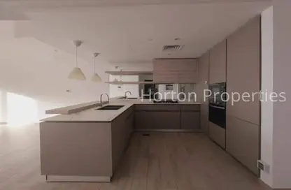 شقة - 2 غرف نوم - 2 حمامات للايجار في محلة ايتون - قرية الجميرا سركل - دبي