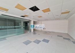 Show Room - 1 bathroom for rent in Khalifa Park - Eastern Road - Abu Dhabi
