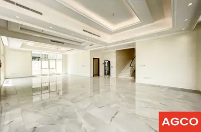 Villa - 6 Bedrooms for rent in Jumeirah Apartments - Jumeirah 1 - Jumeirah - Dubai