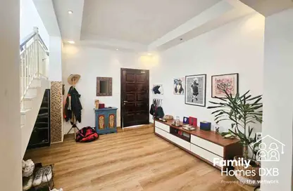 فيلا - 3 غرف نوم - 3 حمامات للايجار في الينابيع 2 - الينابيع - دبي