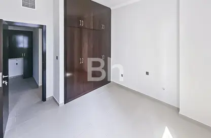 Apartment - 2 Bedrooms - 2 Bathrooms for rent in Oasis Residence - Barsha Heights (Tecom) - Dubai
