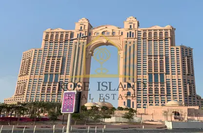 Apartment - 1 Bedroom - 2 Bathrooms for sale in Fairmont Marina Residences - The Marina - Abu Dhabi