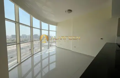Apartment - 1 Bedroom - 2 Bathrooms for rent in Reef Residence - District 13 - Jumeirah Village Circle - Dubai