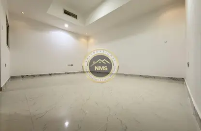 Apartment - Studio - 1 Bathroom for rent in Al Mushrif Villas - Al Mushrif - Abu Dhabi