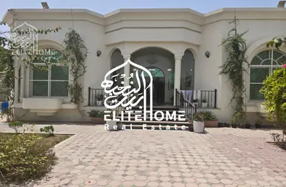 Villa - 4 Bedrooms - 6 Bathrooms for sale in Al Ghubaiba - Halwan - Sharjah