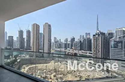 Apartment - 1 Bedroom - 1 Bathroom for rent in The Paragon by IGO - Business Bay - Dubai