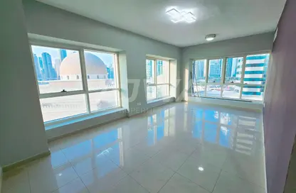 Apartment - 1 Bedroom - 2 Bathrooms for rent in Lake Point Tower - JLT Cluster N - Jumeirah Lake Towers - Dubai
