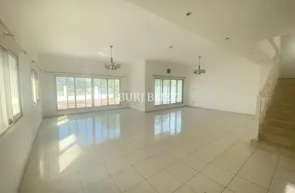 Villa - 4 Bedrooms - 6 Bathrooms for rent in Circle Villas - Jumeirah Village Circle - Dubai
