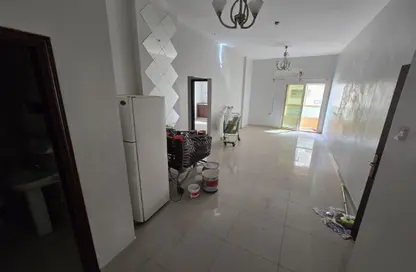 Apartment - 2 Bedrooms - 2 Bathrooms for rent in Al Rashidiya Towers - Al Rashidiya - Ajman Downtown - Ajman