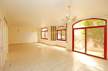 Villa - 6 Bedrooms - 6 Bathrooms for rent in Khalidiya Street - Al Khalidiya - Abu Dhabi