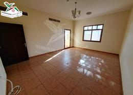 Apartment - 3 bedrooms - 3 bathrooms for rent in Al Dafeinah - Asharej - Al Ain