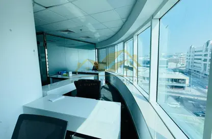 Office Space - Studio - 1 Bathroom for rent in Hamsah A - Al Karama - Dubai