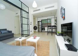 صورةغرفة المعيشة لـ: شقة - 2 غرف نوم - 2 حمامات للبيع في كوليكتيف 2.0 - دبي هيلز استيت - دبي, صورة 1