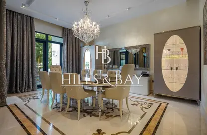 Villa - 5 Bedrooms - 6 Bathrooms for rent in Palma Residences - Palm Jumeirah - Dubai
