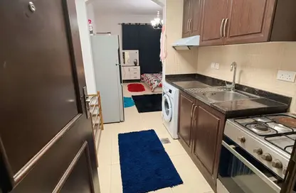 Apartment - Studio - 1 Bathroom for rent in Jasmine Towers - Garden City - Ajman