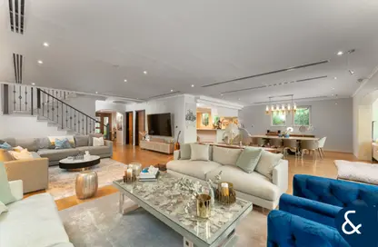 Villa - 4 Bedrooms - 4 Bathrooms for sale in Legacy - Jumeirah Park - Dubai