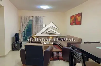 شقة - غرفة نوم - 2 حمامات للايجار في التعاون - الشارقة