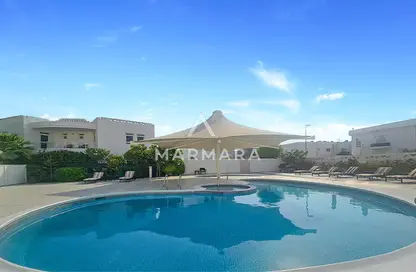 Villa - 5 Bedrooms - 5 Bathrooms for rent in Jumeirah 2 Villas - Jumeirah 2 - Jumeirah - Dubai