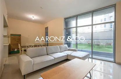 Apartment - 3 Bedrooms - 3 Bathrooms for sale in Marina Wharf 2 - Marina Wharf - Dubai Marina - Dubai