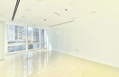 Office Space - Studio for rent in Tamani Art Tower - Business Bay - Dubai