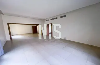Townhouse - 3 Bedrooms - 4 Bathrooms for sale in Golf Gardens - Khalifa City - Abu Dhabi