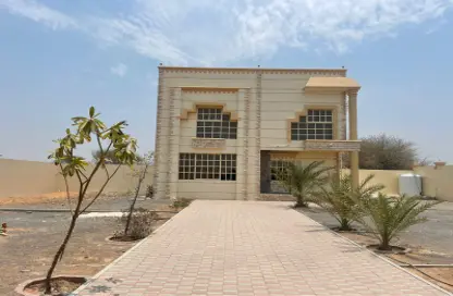 Villa - 5 Bedrooms - 5 Bathrooms for rent in Al Qusaidat - Ras Al Khaimah