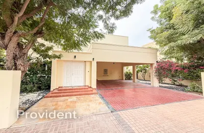 Villa - 4 Bedrooms - 5 Bathrooms for rent in Meadows 5 - Meadows - Dubai