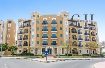 Apartment - 1 Bathroom for rent in IC1-EMR-23 - Emirates Cluster - International City - Dubai
