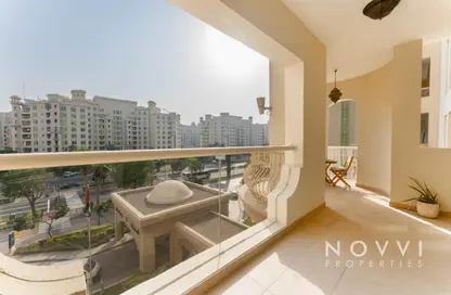 Apartment - 2 Bedrooms - 3 Bathrooms for rent in Al Sultana - Shoreline Apartments - Palm Jumeirah - Dubai