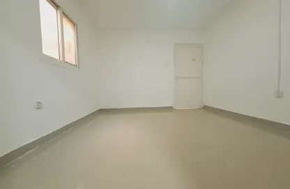Villa - Studio - 1 Bathroom for rent in Al Wahda - Abu Dhabi