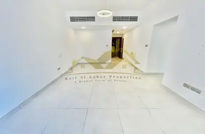 Apartment - 2 Bedrooms - 3 Bathrooms for rent in Jumeirah Garden City - Al Satwa - Dubai