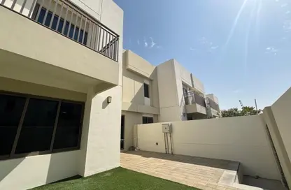 Townhouse - 3 Bedrooms - 4 Bathrooms for rent in Noor Townhouses - Town Square - Dubai