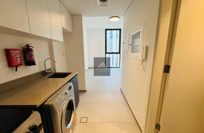 شقة - 1 حمام للايجار في ذا لينك - إيست فييليدج - الجادة - الشارقة