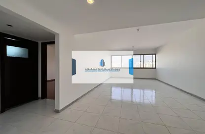 Apartment - 1 Bedroom - 1 Bathroom for rent in Airport Road - Abu Dhabi