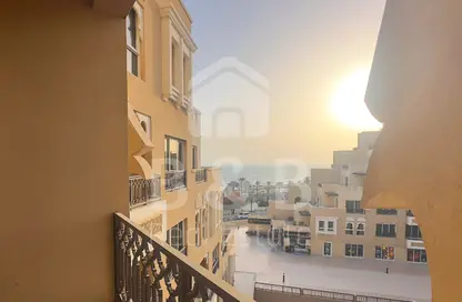 شقة - 1 حمام للايجار في ياقوت - باب البحر - جزيرة المرجان - رأس الخيمة