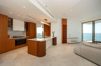 Apartment - 3 Bedrooms - 5 Bathrooms for sale in Ellington Beach House - Palm Jumeirah - Dubai