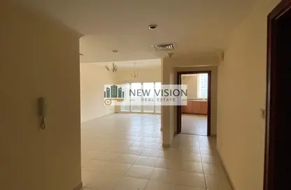 Apartment - 2 Bedrooms - 2 Bathrooms for rent in Al Khan 5 building - Al Khan - Sharjah