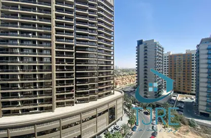 شقة - غرفة نوم - 2 حمامات للبيع في برج يونى استايت الرياضية - مدينة دبي الرياضية - دبي