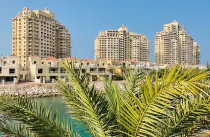 تاون هاوس - 4 غرف نوم - 6 حمامات للايجار في تاون هاوسز قرية الحمرا - قرية الحمرا - رأس الخيمة