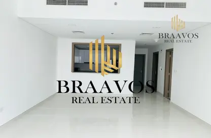 Apartment - 1 Bedroom - 2 Bathrooms for rent in Topaz Residences - Dubai Silicon Oasis - Dubai