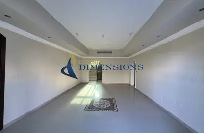 Empty Room image for: Villa - Studio - 5 Bathrooms for rent in Khalifa City A - Khalifa City - Abu Dhabi, Image 1