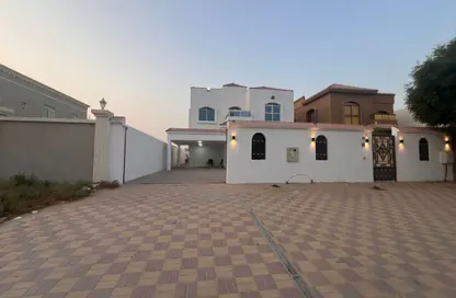 Villa - 5 Bedrooms - 7 Bathrooms for sale in Al Mowaihat 1 - Al Mowaihat - Ajman
