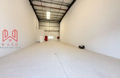 Warehouse - Studio - 1 Bathroom for rent in Al Khawaneej - Dubai