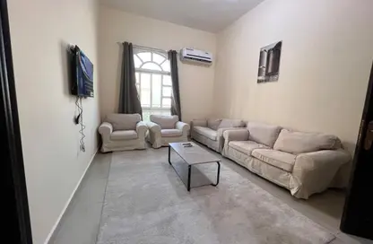 Apartment - 1 Bedroom - 1 Bathroom for rent in Al Bateen Airport - Muroor Area - Abu Dhabi