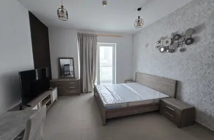Apartment - Studio - 1 Bathroom for rent in Ice Hockey - Dubai Sports City - Dubai
