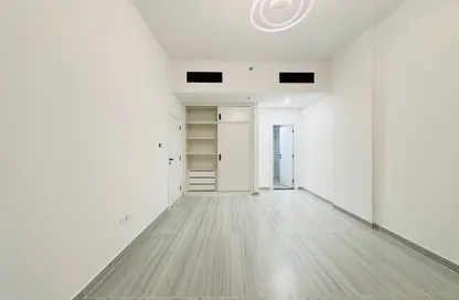 Apartment - 1 Bedroom - 2 Bathrooms for rent in Al Warsan 4 - Al Warsan - Dubai