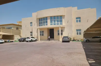 Apartment - 3 Bedrooms - 3 Bathrooms for rent in Mohamed Bin Zayed Centre - Mohamed Bin Zayed City - Abu Dhabi