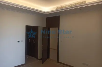 Villa - 5 Bedrooms - 6 Bathrooms for rent in Al Jafiliya Villas - Al Jafiliya - Dubai