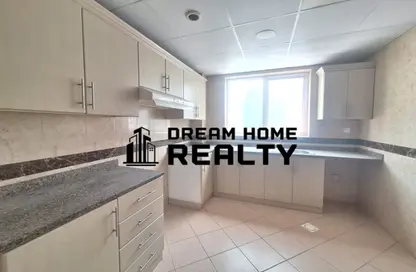 Apartment - 3 Bedrooms - 4 Bathrooms for rent in Manazil Tower 5 - Al Taawun Street - Al Taawun - Sharjah